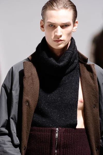 Look 34